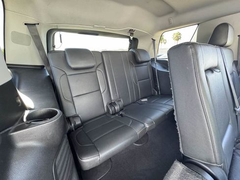 Used 2019 Chevrolet Tahoe LT AWD/4WD image 17