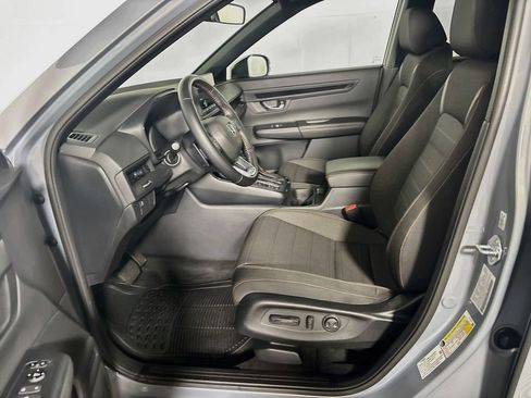 Used 2025 Honda CR-V Sport image 11
