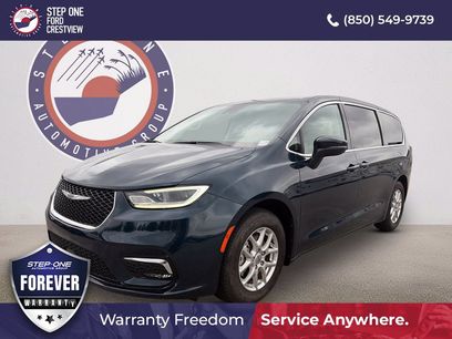 Used 2023 Chrysler Pacifica Touring-L