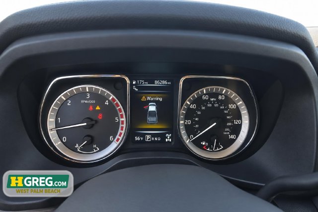 Used 2016 Nissan Titan SL AWD/4WD image 15