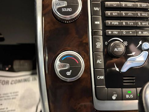 Used 2016 Volvo XC70 T5 Premier w/ Proximity Package AWD/4WD image 61
