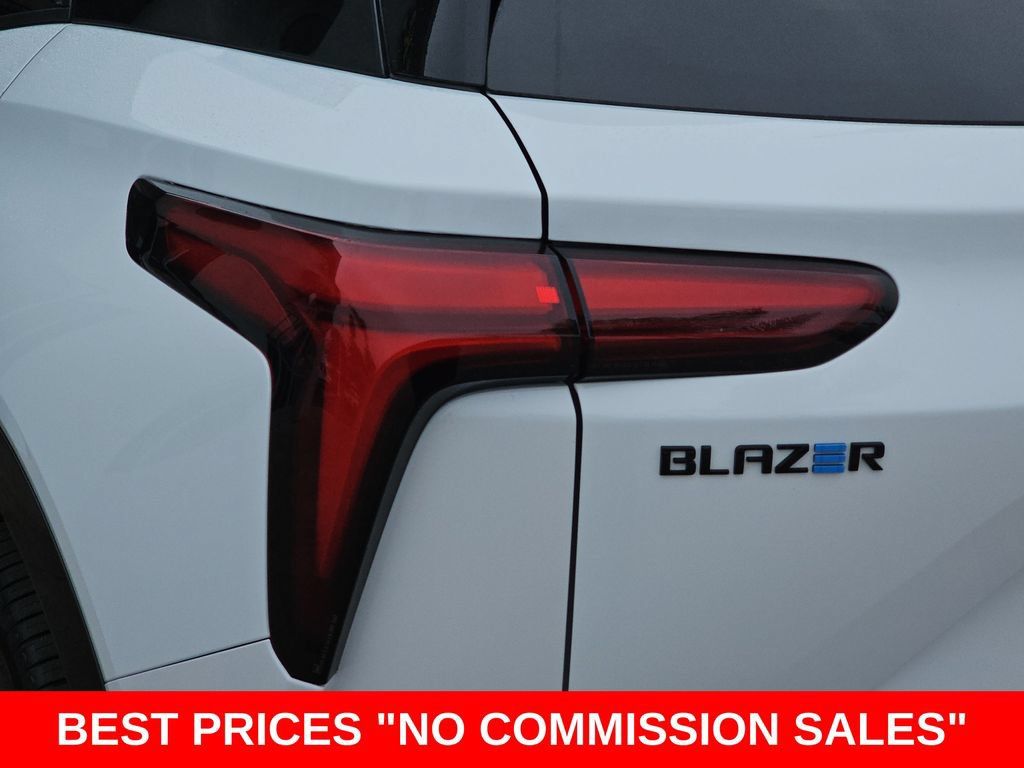 Used 2024 Chevrolet Blazer EV RS AWD/4WD image 42