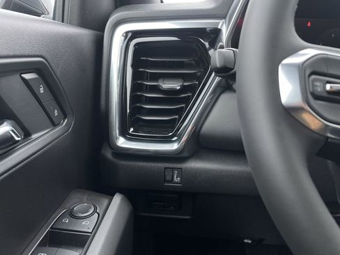 New 2026 GMC Canyon Elevation w/ Convenience Package RWD image 18