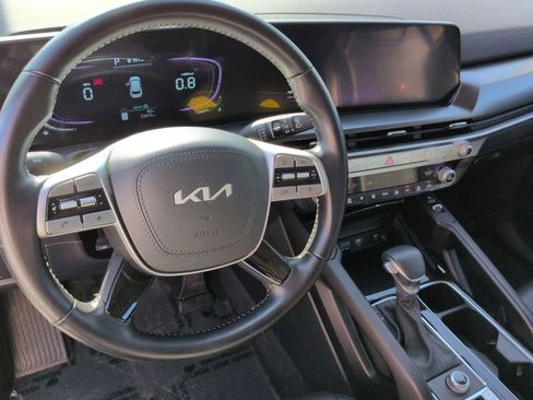 Used 2025 Kia Telluride S FWD image 15
