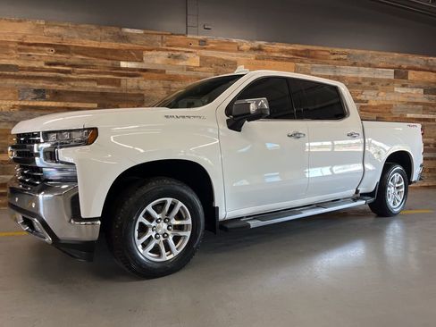 Used 2020 Chevrolet Silverado 1500 LTZ w/ LTZ Plus Package AWD/4WD image 2