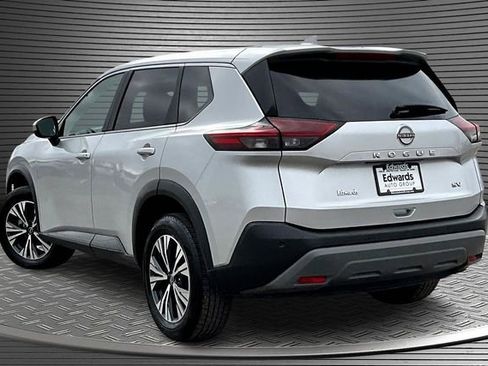 Used 2023 Nissan Rogue SV FWD image 4