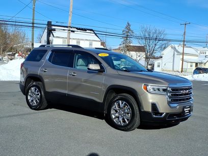 Used 2022 GMC Acadia SLT w/ Technology Package