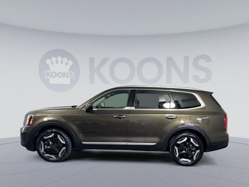 Used 2025 Kia Telluride S AWD/4WD image 2