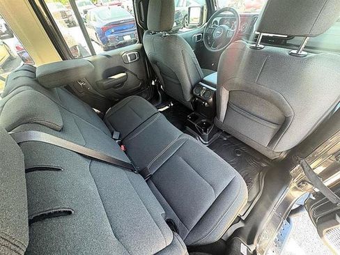 Used 2024 Jeep Wrangler Unlimited Sport AWD/4WD image 41