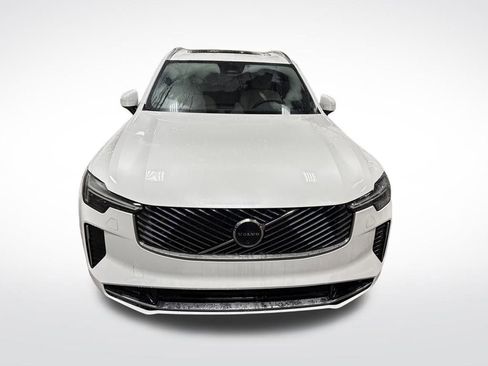 New 2026 Volvo XC90 B6 Plus w/ Protection Package Premier AWD/4WD image 8
