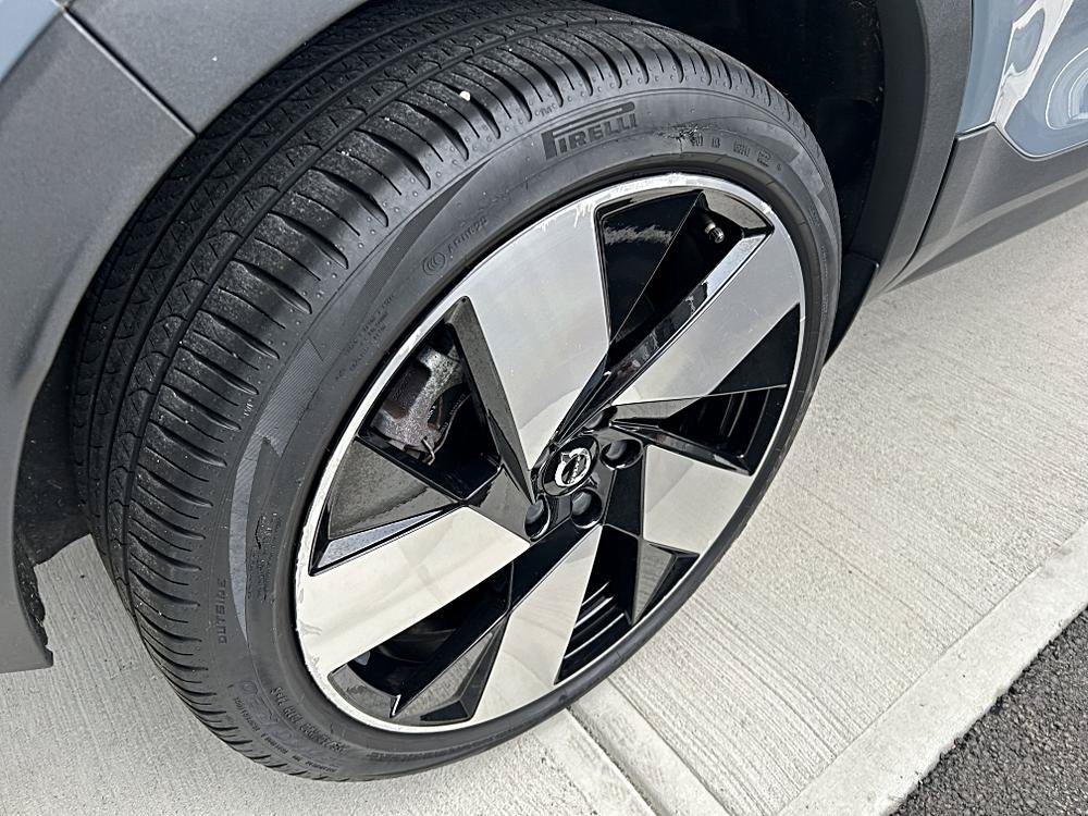 Used 2023 Volvo C40 P8 Recharge Ultimate AWD/4WD image 33