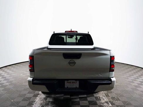 Certified 2025 Nissan Frontier SV w/ SV Convenience Package image 5