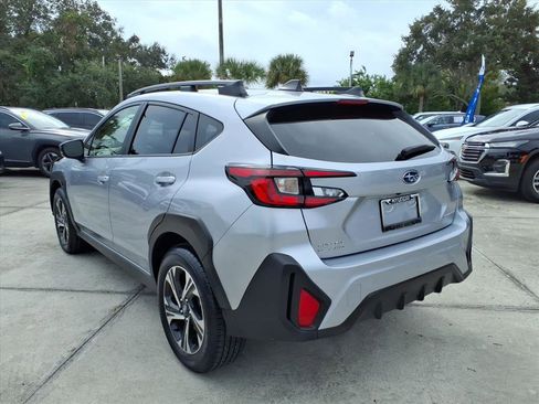 Used 2024 Subaru Crosstrek 2.0i Premium image 5