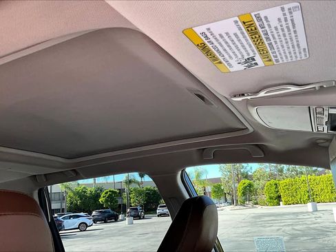 Used 2019 Subaru Forester Touring image 13