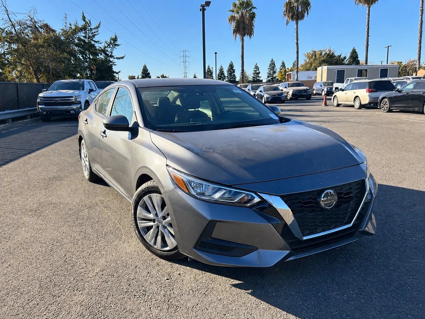 Used 2021 Nissan Sentra SV FWD image 1