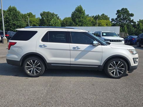 Used 2016 Ford Explorer Platinum AWD/4WD image 8