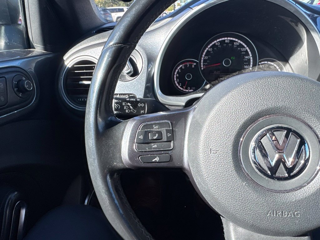 Used 2015 Volkswagen Beetle 1.8T FWD image 14