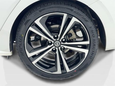 Used 2023 Nissan Sentra SR image 52