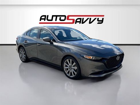 Used 2022 MAZDA MAZDA3 s image 1