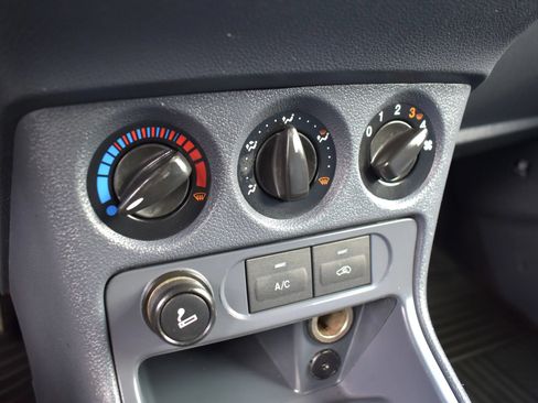 Used 2011 Ford Transit Connect XLT FWD image 21