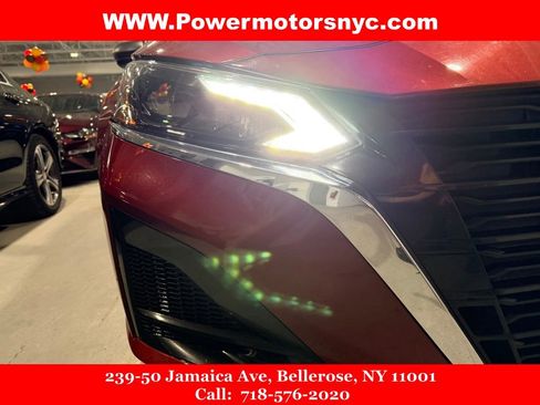 Used 2024 Nissan Altima 2.5 SV image 7