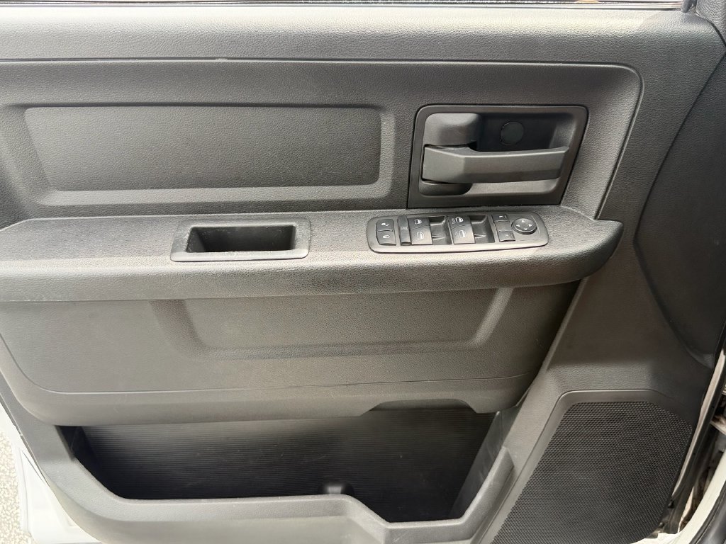 Used 2021 RAM 1500 Tradesman w/ Chrome Plus Package AWD/4WD image 31
