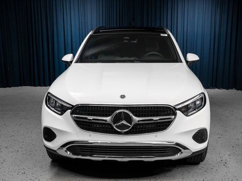 New 2026 Mercedes-Benz GLC 300 4MATIC image 2