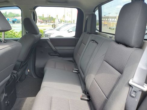 Used 2013 Nissan Titan SV w/ SV Value Truck Pkg RWD image 24