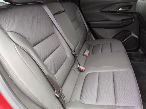 Used 2023 Chevrolet TrailBlazer RS w/ Convenience Package image 30