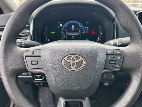New 2026 Toyota Camry LE FWD image 21