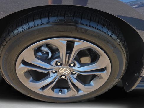 Used 2023 Honda Accord EX image 10