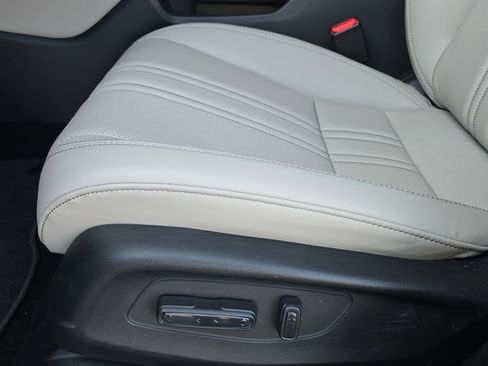 New 2026 Honda HR-V EX-L image 26