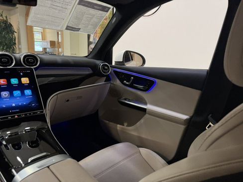 Certified 2025 Mercedes-Benz GLC 300 image 55