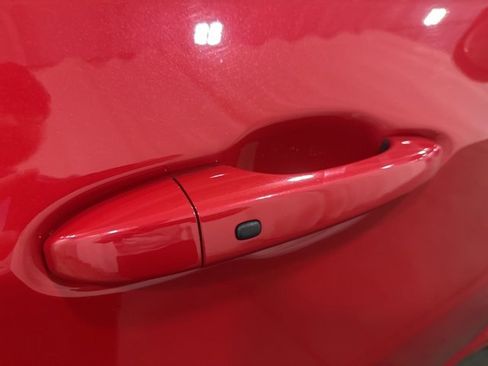 Used 2023 Jeep Compass Limited image 35