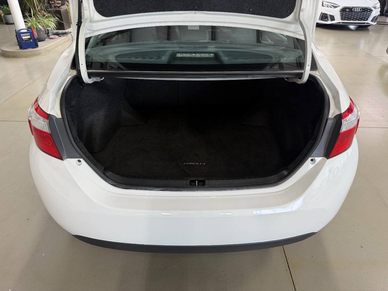 Used 2016 Toyota Corolla S FWD image 9