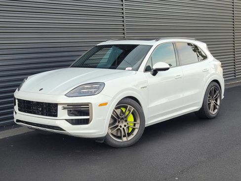New 2025 Porsche Cayenne Turbo AWD/4WD image 1
