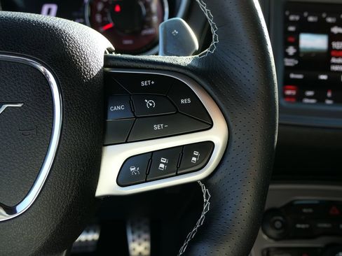 Used 2023 Dodge Challenger SRT Hellcat image 13