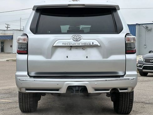 Used 2016 Toyota 4Runner Limited image 6