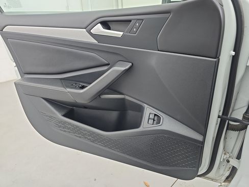 Certified 2024 Volkswagen Jetta S image 24