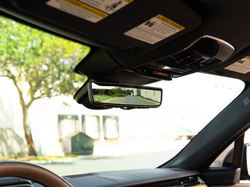 Used 2025 Land Rover Range Rover Sport Dynamic SE AWD/4WD image 66