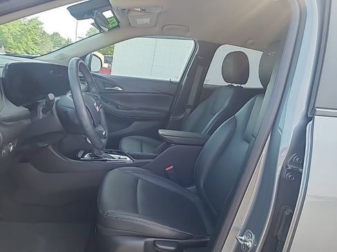 Used 2024 Buick Encore GX Sport Touring AWD/4WD image 11
