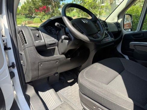 Used 2016 RAM ProMaster 2500 image 16