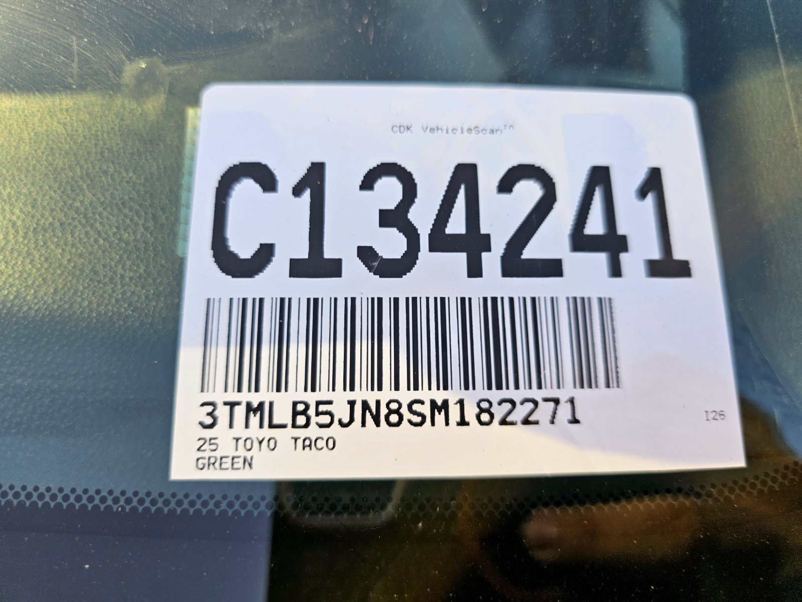 Used 2025 Toyota Tacoma TRD Off-Road AWD/4WD image 18