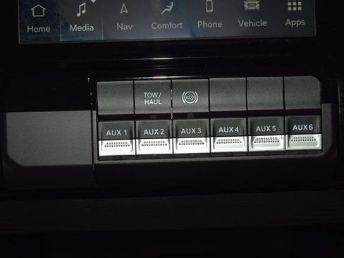 Used 2024 RAM 5500 SLT w/ Quick Order Package 2YG SLT image 31