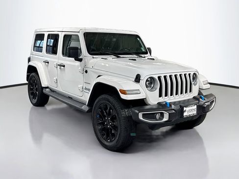 Used 2023 Jeep Wrangler Unlimited Sahara w/ Cold Weather Group image 3