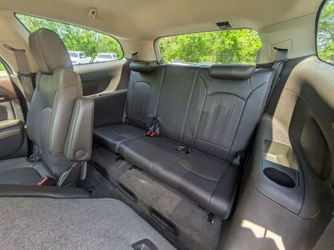 Used 2014 Buick Enclave Premium AWD/4WD image 29