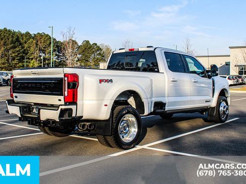 Used 2025 Ford F450 Platinum w/ FX4 Off-Road Package AWD/4WD image 6