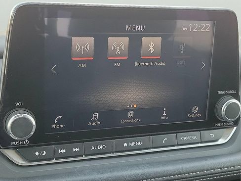 Used 2023 Nissan Rogue SV FWD image 19