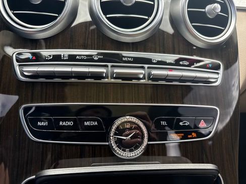 Used 2019 Mercedes-Benz C 300 4MATIC Sedan image 31