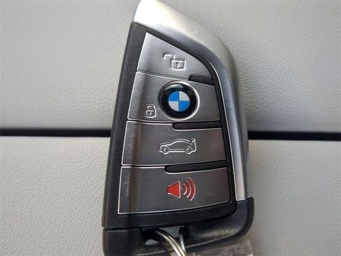 Certified 2023 BMW X5 sDrive40i w/ M Sport Package image 31